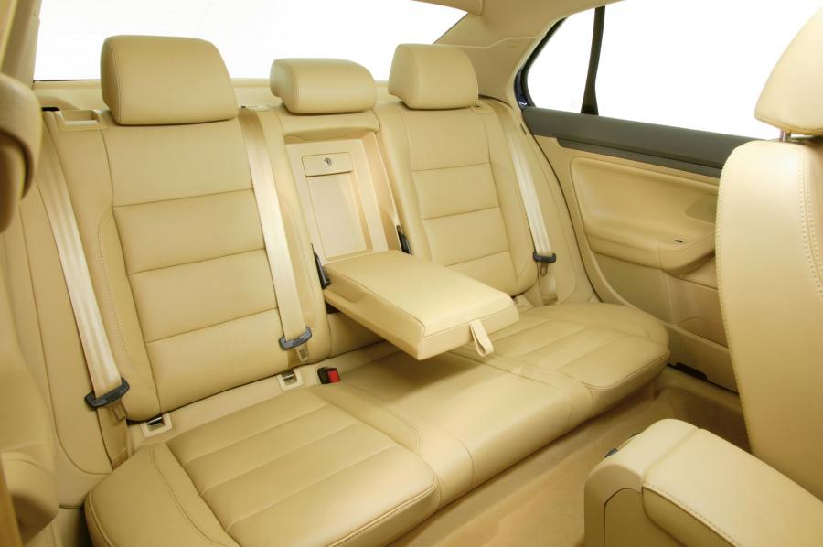  Volkswagen Jetta 2005 года  (фото 91 из 131)